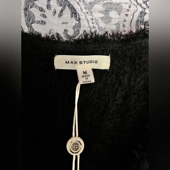 Max Studio Fur Black Vest With Pockets, Style 2707620, Size Medium NWT - Picture 8 of 12